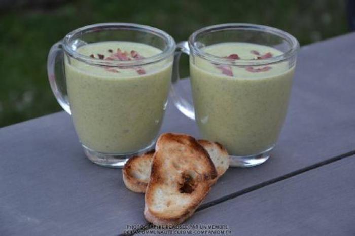 Soupe-glacée-de-courgettes-au-boursin-(maëvab)-companion