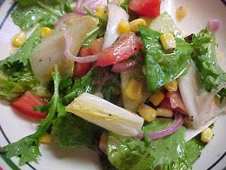 Salade-de-maïs,-de-concombre-et-tomate
