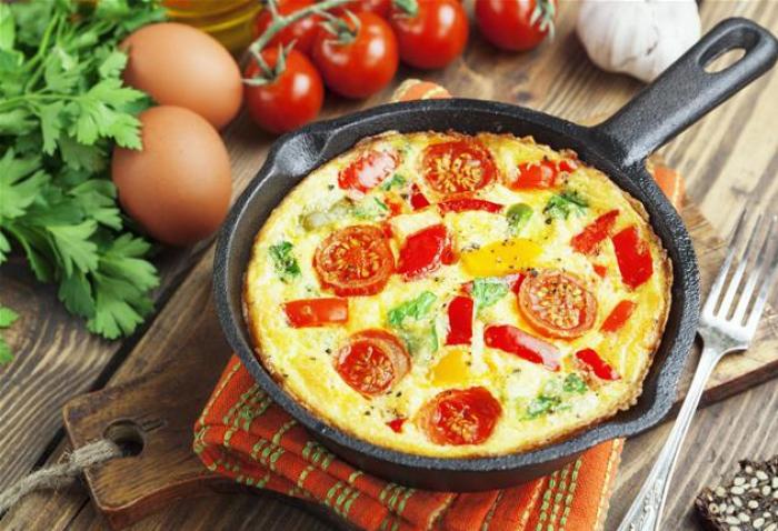 Omelette-courgettes-tomates-cerises